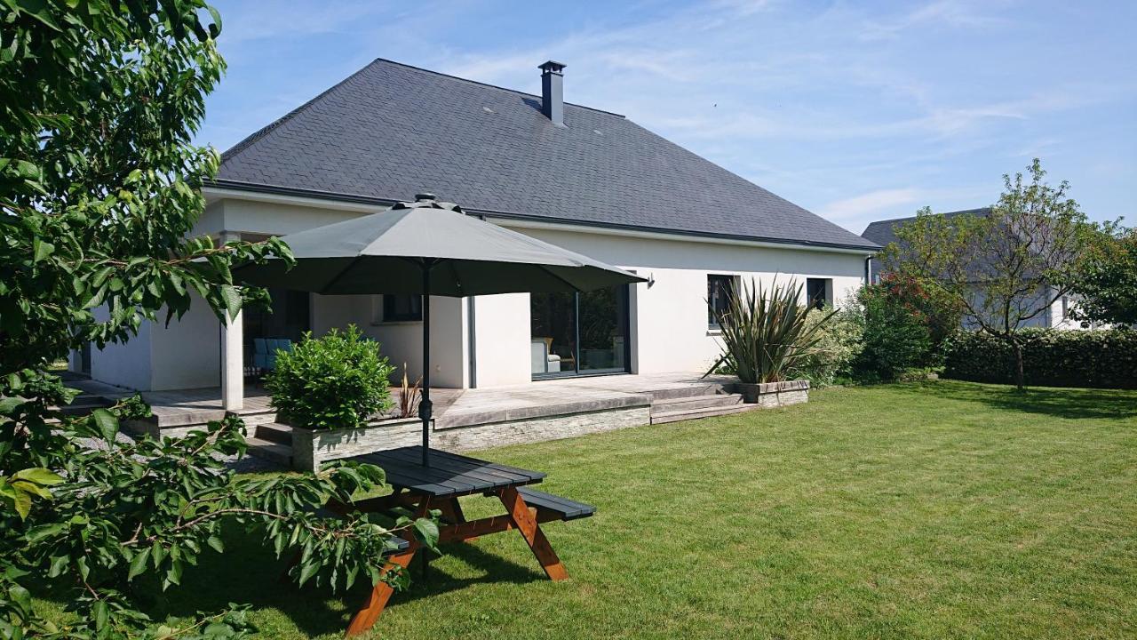 Maison L'Allee Des Arums Oloron-Sainte-Marie Exterior photo